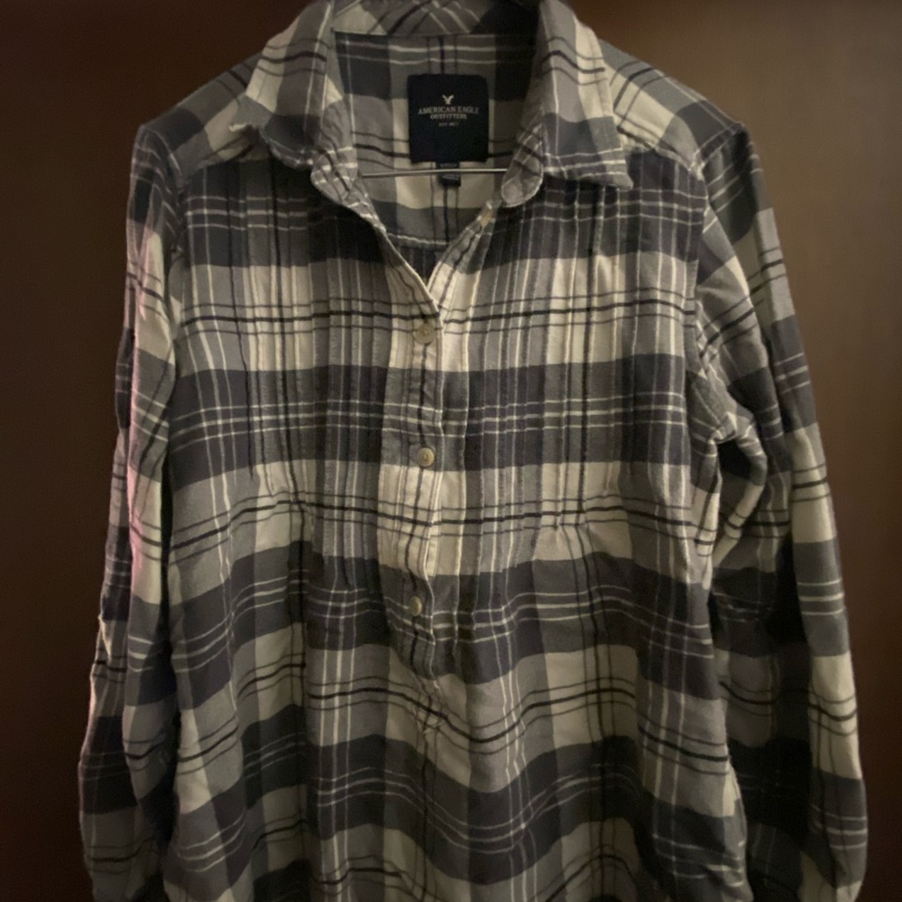 AMERICAN EAGLE flannel women’s top